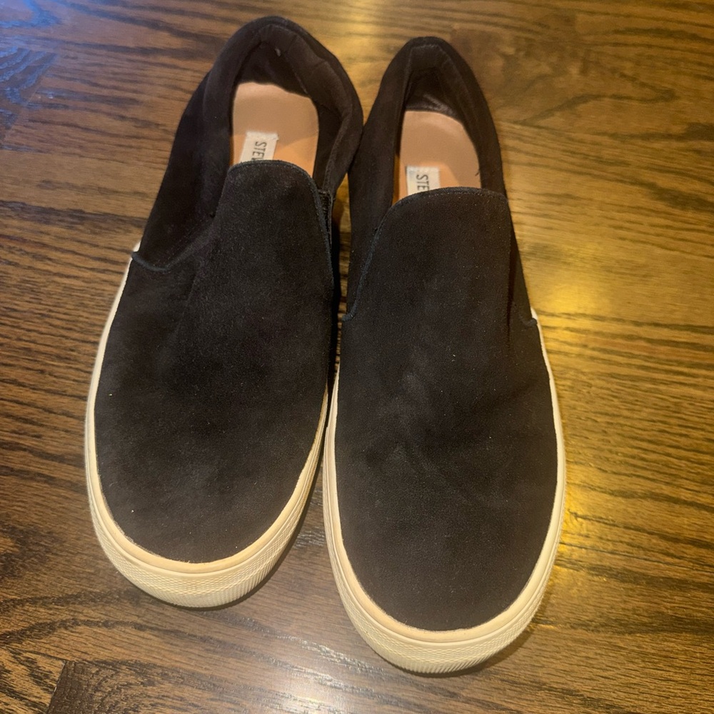 Steve Madden Black Suede Casual Slip-Ons